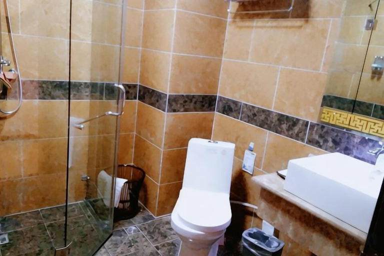 Bathroom, Xiangbala Hotel, Liangshan Yi