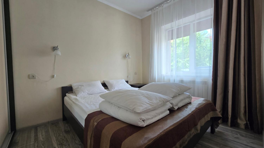 Bedroom, Поляна Аква Резорт, Svaliavs'kyi