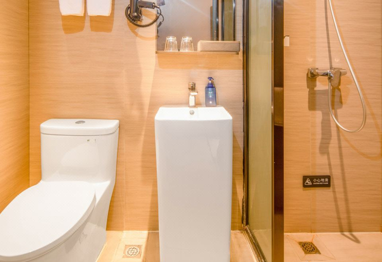 Bathroom 3, Hanting Hotel Shenzhen Huaqiangbei Science Museum Metro Station, Shenzhen