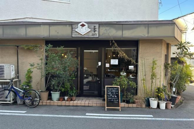 Exterior detail 5, LuckyHouse yorokobiya 901, Osaka