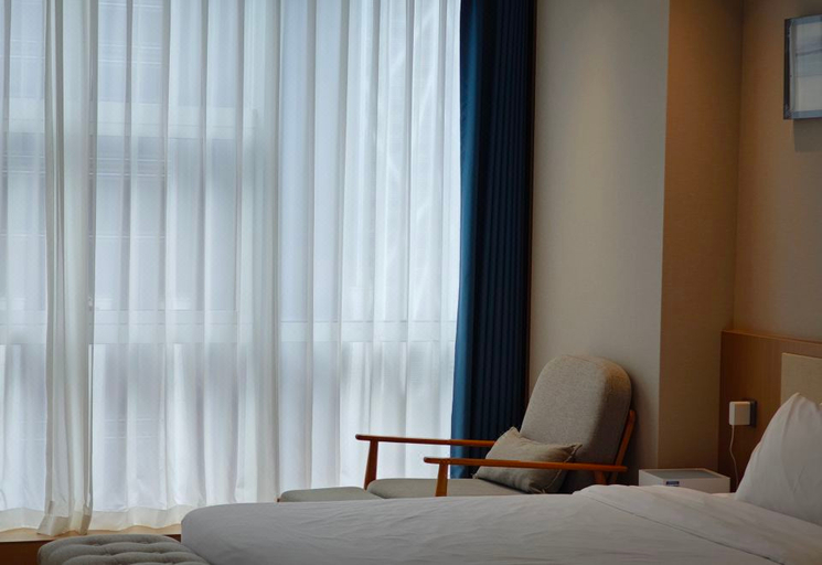 Bedroom 2, Shenzhen Futian Convention and Exhibition Center LansHotel, Shenzhen
