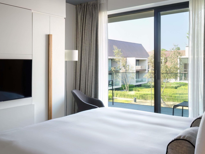 Bedroom 4, Domaine des Vanneaux Golf & Spa MGallery Collection, Val-d'Oise