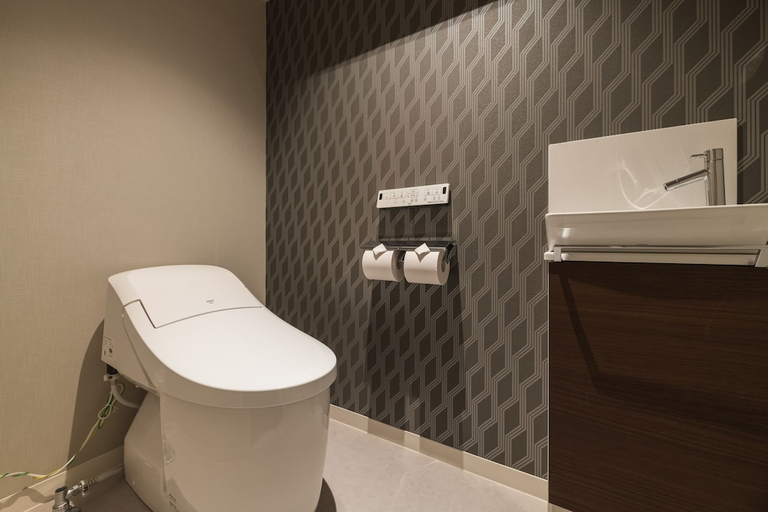 Bathroom 4, GRAND BASE Kagoshima Tenmonkan, Kagoshima