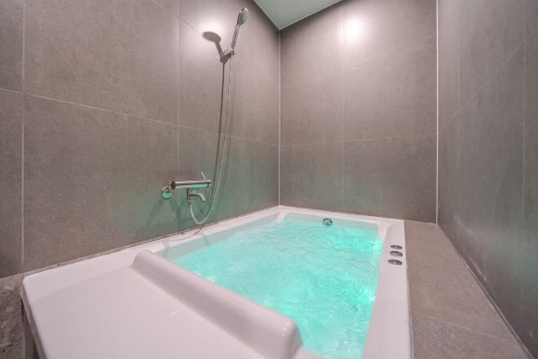 Bathroom 3, POVERTA STAY HOTEL, Gyeongju