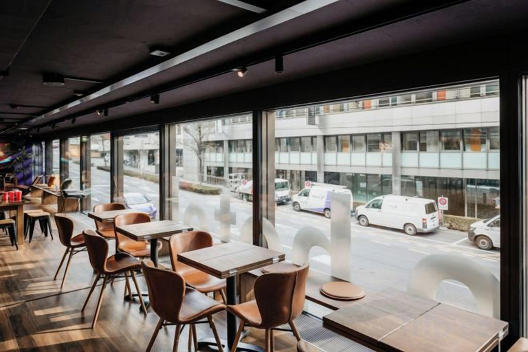 Food & Drinks 5, Capsule Hotel - Lucerne Old Town, Luzern