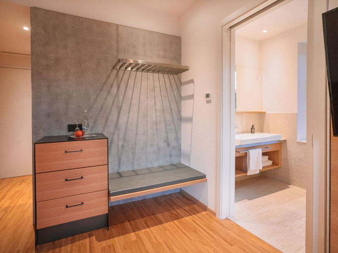 Bedroom 4, Gastro Bahnhof Oberkirch, Ortenaukreis