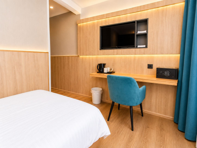 Room 4, Mooncity Hotel & Boardinghouse, Düsseldorf