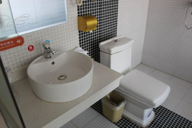 Bathroom 4, Hongjin Hotel, Ganzhou