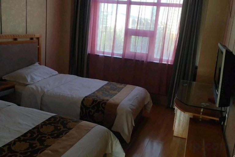 Bedroom 5, Jingbian Blue Diamond Business Hotel, Yulin