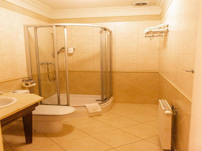 Bathroom 3, Pałac Paulinum, Jelenia Góra City