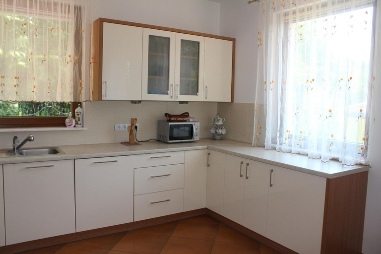 Private kitchen 2, Holiday Home in Kretowiny Near Lake, Ostróda