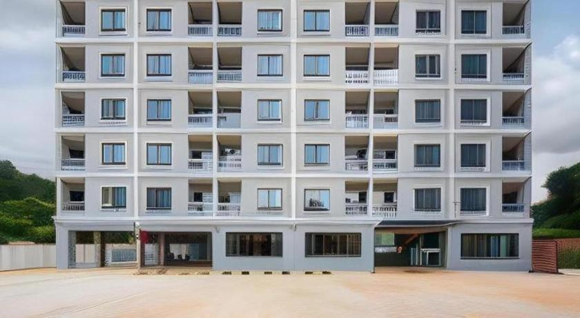 Exterior & Views 1, Horsehill Hotel Sriracha - Adult Only, Si Racha