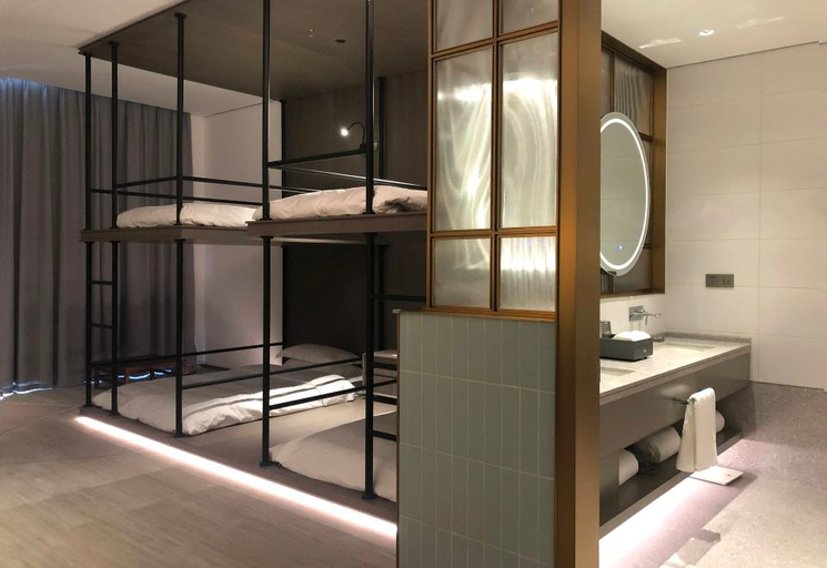 Bathroom 4, Auspicious Hotel, Beijing