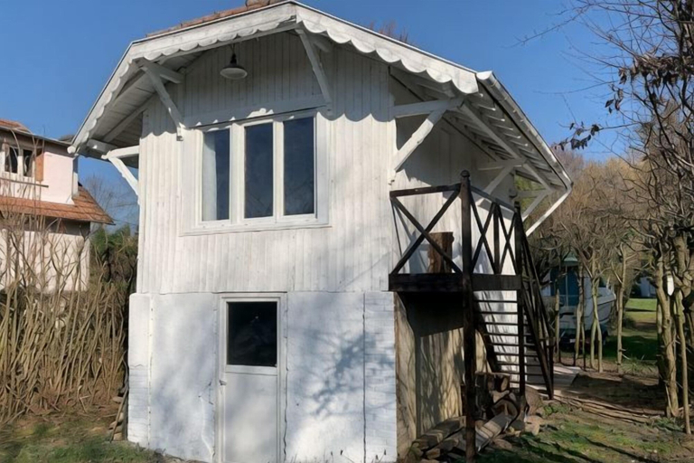 5, Romantic Nature Chalet – Peaceful Escape by the Marne River, Seine-et-Marne