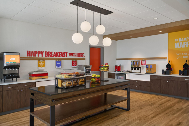 Breakfast area 5, Hampton Inn & Suites By Hilton Belgrade Bozeman Airport, Gallatin