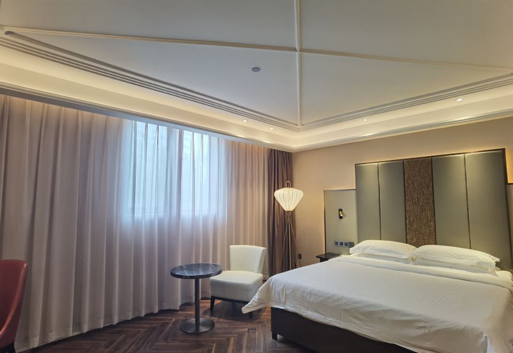 Bedroom 2, Metropolo Hotel Nanjing South Railway Station Software Avenue Metro Station, Nanjing