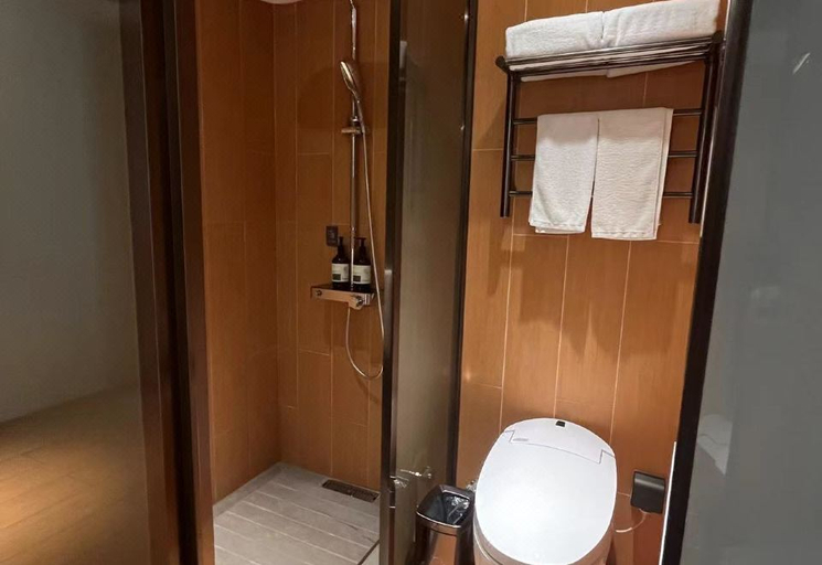 Bathroom 4, Ji Hotel Urumqi Railway Station, Ürümqi