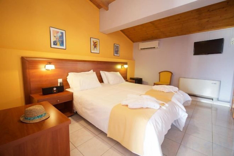 Bedroom 3, Mirabel CityCenter Hotel, Ionian Islands