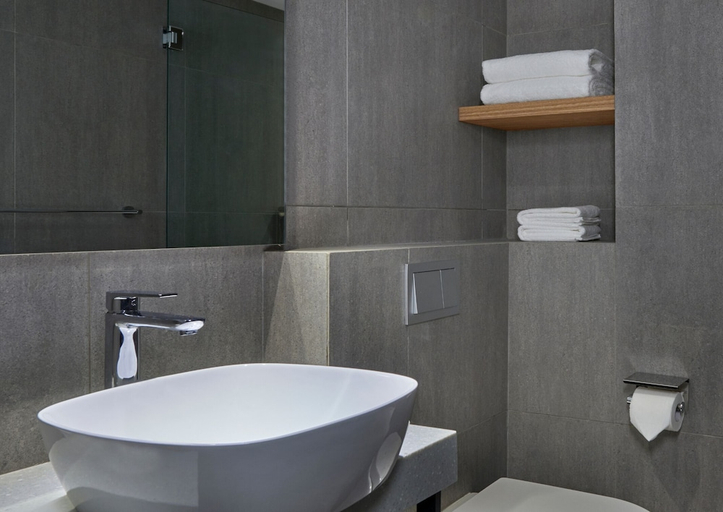 Bathroom 5, Park Inn by Radisson Putrajaya, Sepang