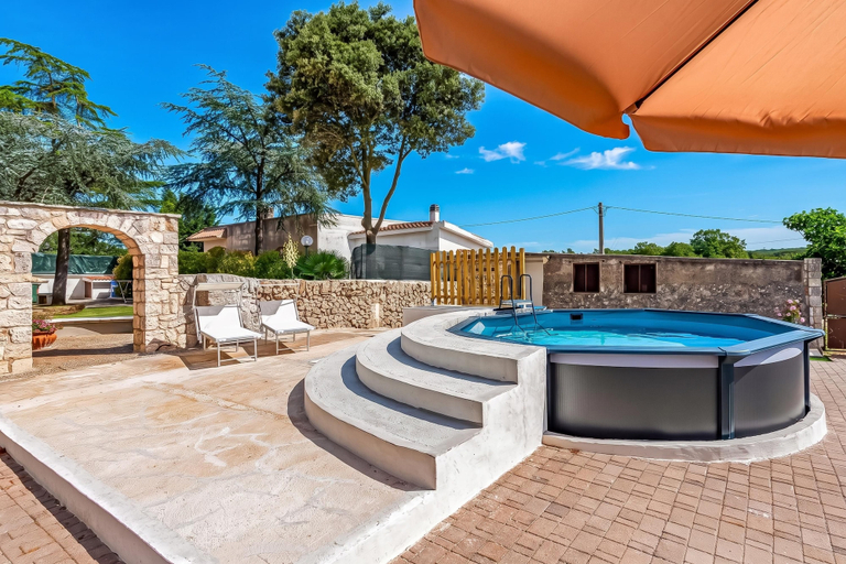 Outdoor pool 2, Casolare Di Puglia With Private Pool, Bari