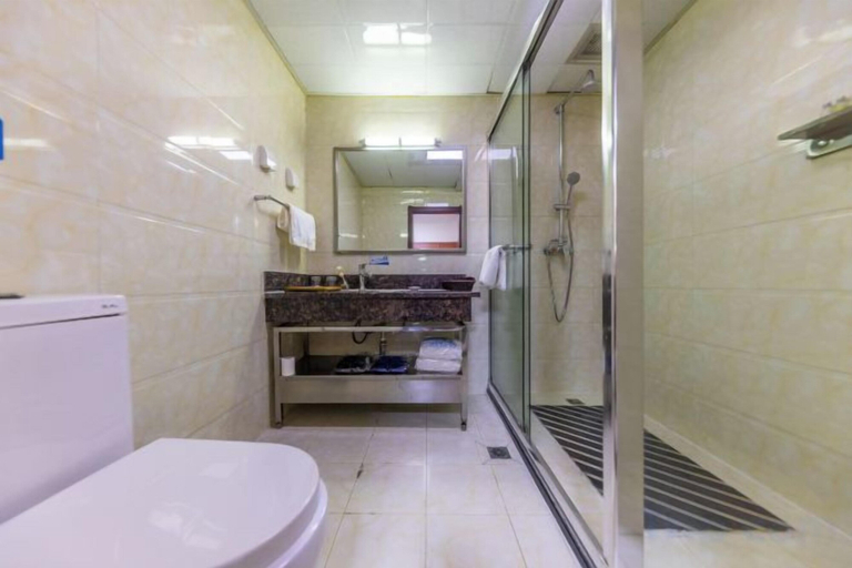 Bathroom 3, Dongying Garden Hotel (Lanzhou University Railway Station), Lanzhou
