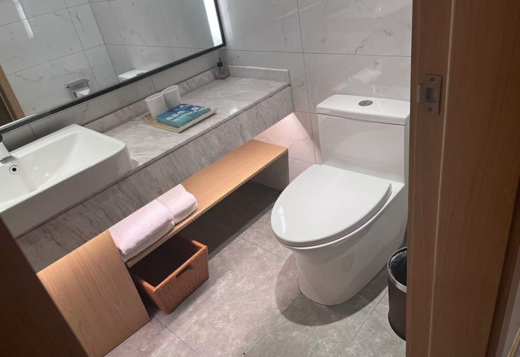 Bathroom 3, Kyriad Marvelous Hotel Hanzhong High-speed Railway Station, Hanzhong