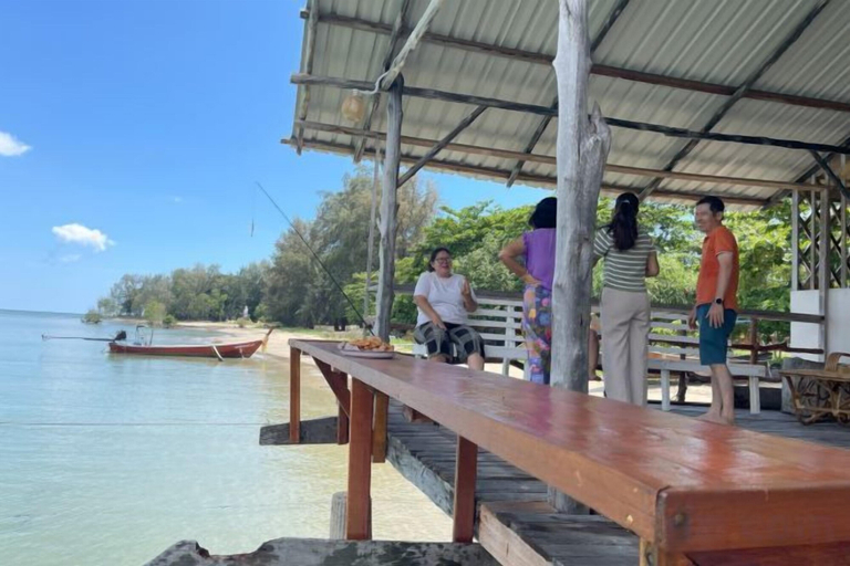 Property grounds 3, Koh Jum Family Homestay, Nua Khlong