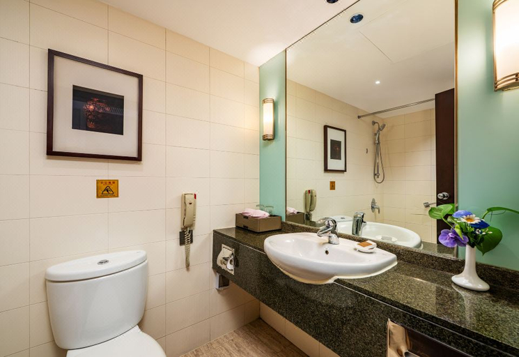 Bathroom 5, Grand Dynasty Culture Hotel, Xi'an