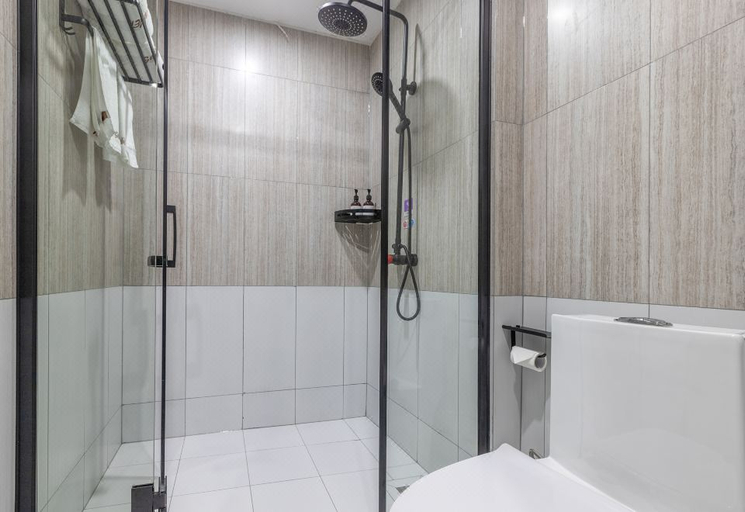 Bathroom 3, Shankee Chain Hotel (Le'an County Bus Station), Fuzhou