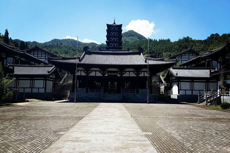 Exterior & Views 2, yi xian hong cun Yue han bo Inn, Huangshan