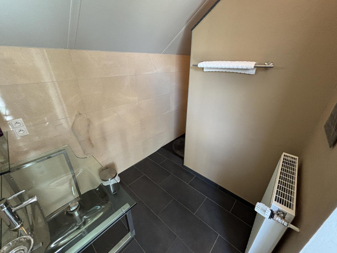 Bathroom 3, Gite du Moulin - Rose, Liège