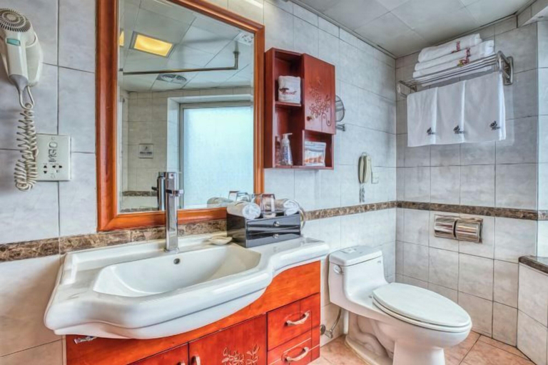 Bathroom 4, Changchun Celebrity Hotel, Changchun