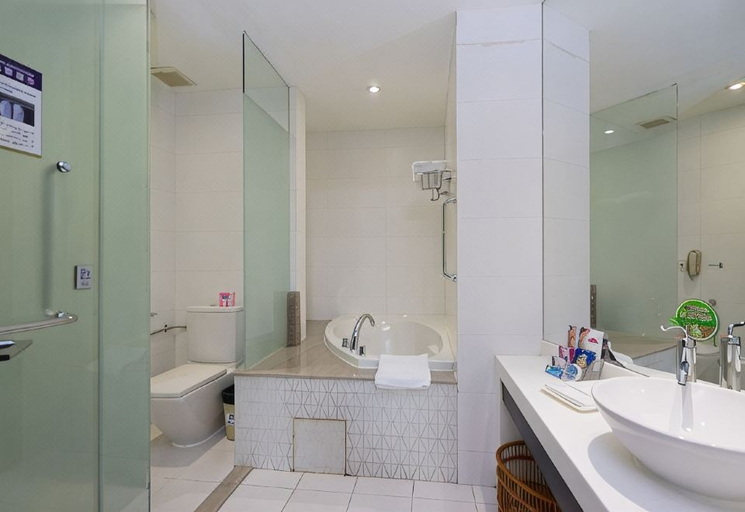 Bathroom 5, Guangdong Nanmei Osotto Hotel, Guangzhou