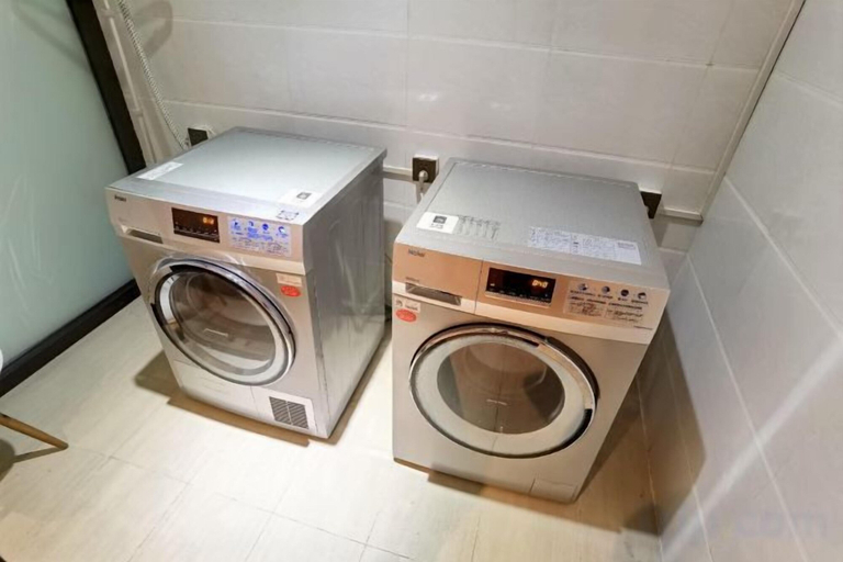 Bathroom 4, Hanting Hotel, Beijing