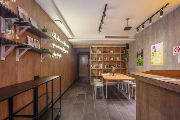 Others 5, Iforest Hostel (The Bund, Dashijie Metro Station), Shanghai