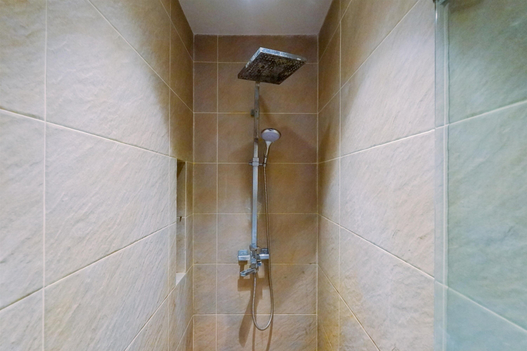 Bathroom 4, Good Choice 2Br At Cervino Village Casablanca Apartment, South Jakarta