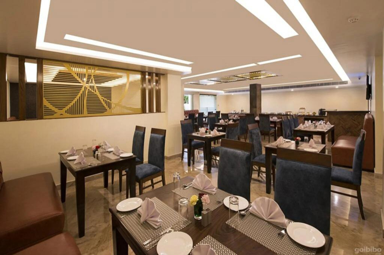 Food & Drinks, Hotel Katra Grand, Reasi