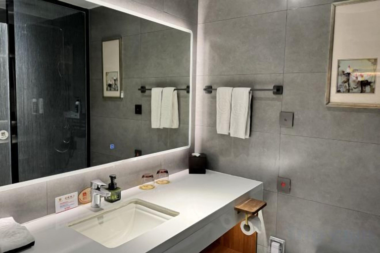 Bathroom, Kaiyuan Hot Spring Resort, Dezhou
