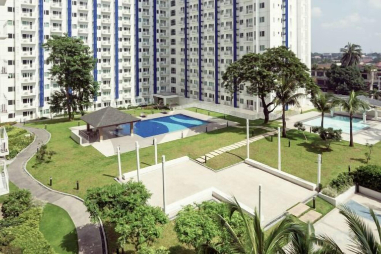 Exterior 5, Grass Residence tower2 2011, Quezon City
