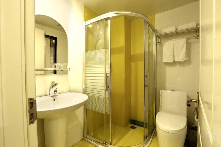 Bathroom 3, Xinhuamian Fashion Hotel, Wenzhou