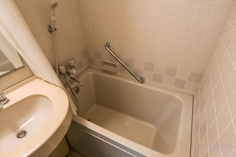 Bathroom 3, J-Court Oshiage, Sumida