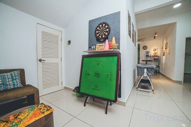 Interior 5, d'Lux 6BR16-25px Pool/BBQ/NetFlx/HotPot/KTV/Mahjong, Kota Tinggi