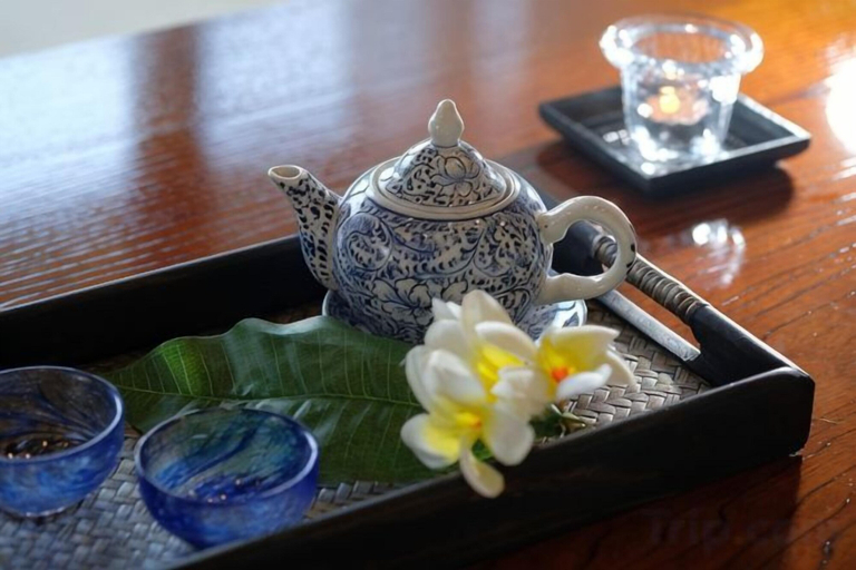 Food & Drinks, Amano Terrace, Onna