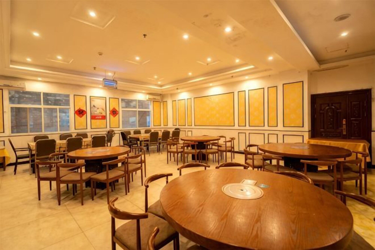 Others 5, Ming Fan Ju Hotel, Dehong Dai and Jingpo