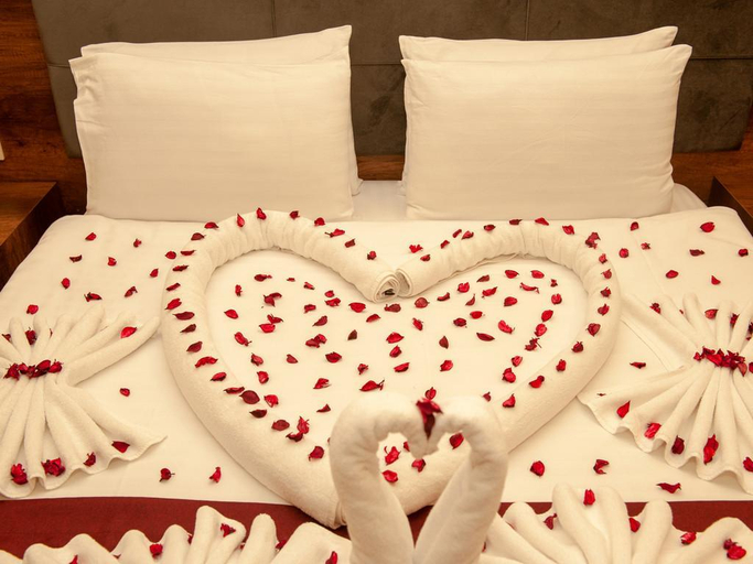 Bedroom 2, Empula Hotel & Residences, Yomra