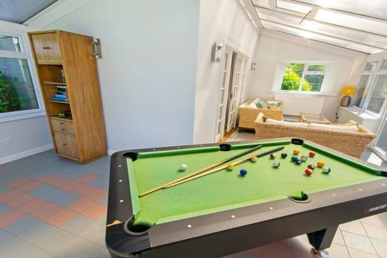 Game room, Ladywell Sleeps 12Hot Tub Pool Table, Pizza Oven, Devon