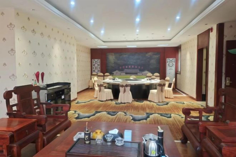 Food & Drinks, Lvzhou Holiday Hotel, Chongzuo