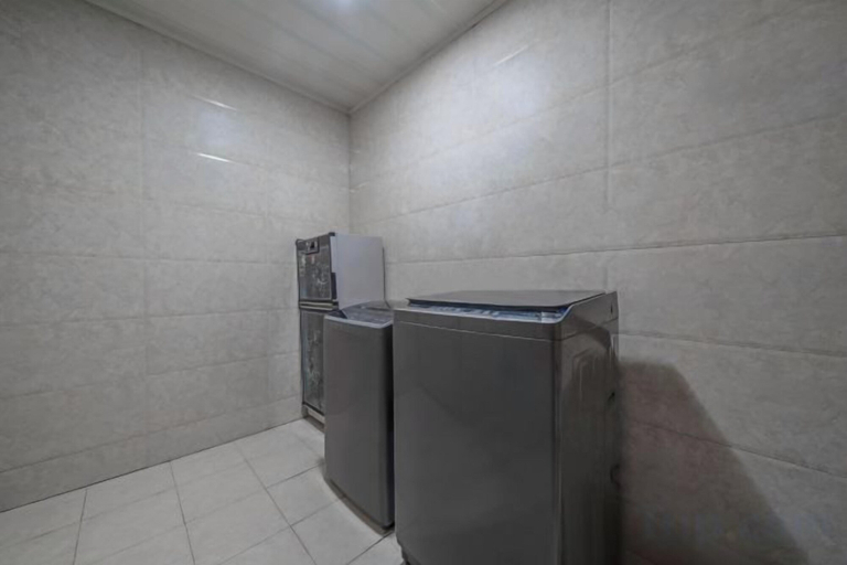 Bathroom 4, Shangjie Fashion Hotel, Shanghai