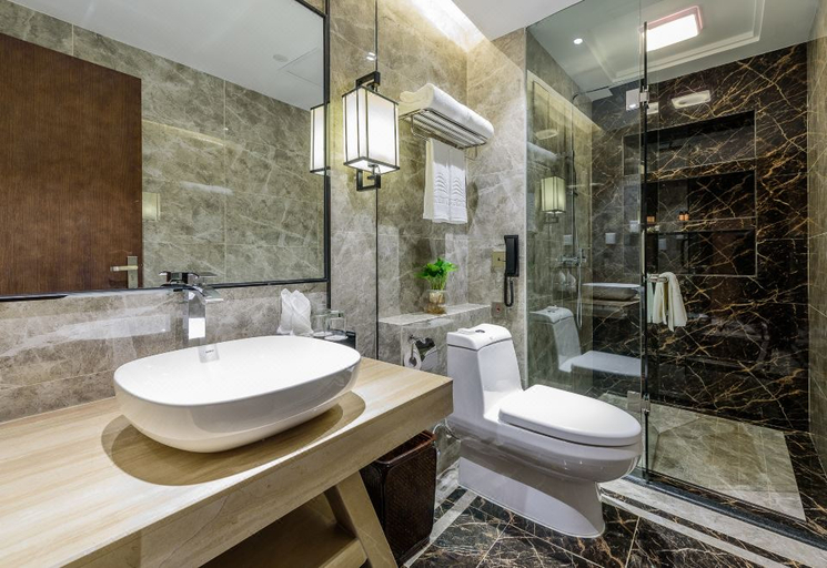 Bathroom 3, Delphi Sky Hotel, Nanning