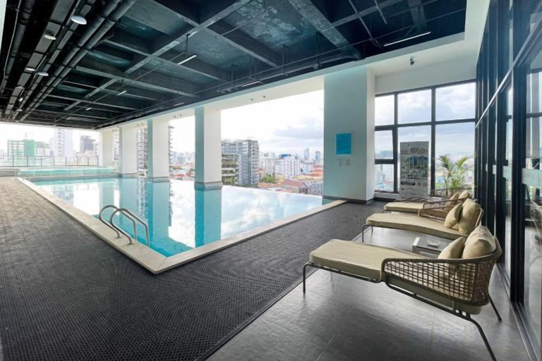 Pool, Phnom Penh Huan Yu Hotel & Residence, Phnom Penh